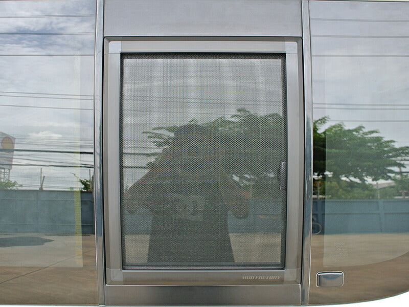 JDM Hiace Commuter Ventury HIACE 200 series BUG MESH SCREEN - RHD parts [200K1G-Mesh-1P]