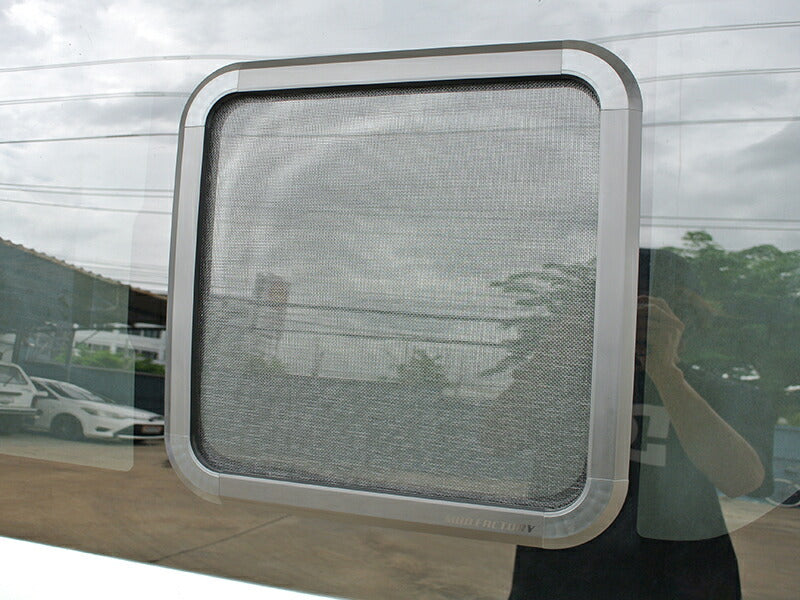 JDM Hiace Commuter Ventury HIACE 200 series BUG MESH SCREEN 1 piece - RHD parts [200k4G-Mesh-1p]
