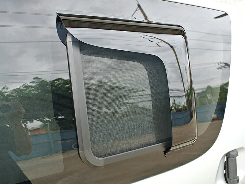 JDM Hiace Commuter Ventury HIACE 200 series BUG MESH SCREEN with Weather guard pair - RHD parts [200k4G-MeshAmd-LR]