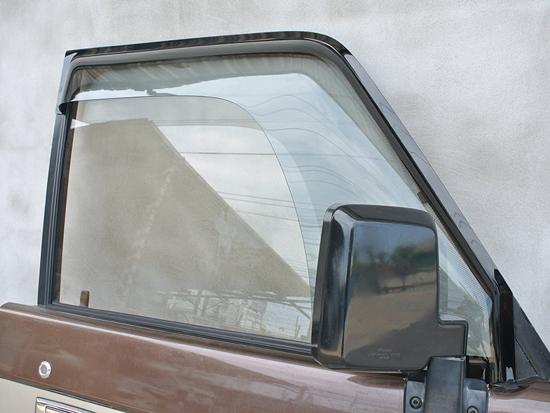 JDM TOYOTA LAND CRUISER 70 series / J70 (*for 3 door model) Wind deflectors Window Visor - RHD parts [GRJ7-SPW-LS-sh]