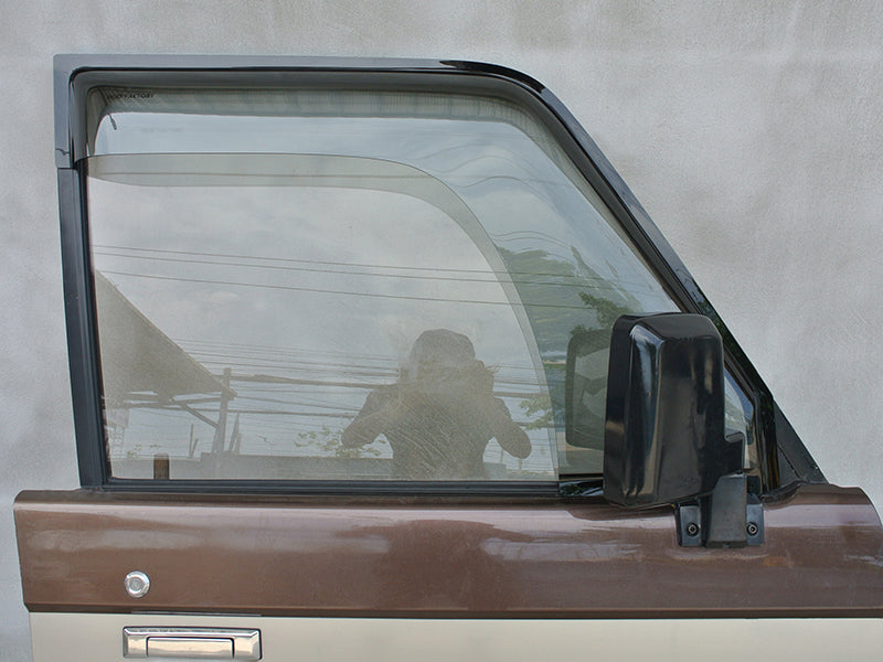 JDM TOYOTA LAND CRUISER 70 series / J70 (*for 3 door model) Wind deflectors Window Visor - RHD parts [GRJ7-SPW-LS-sh]