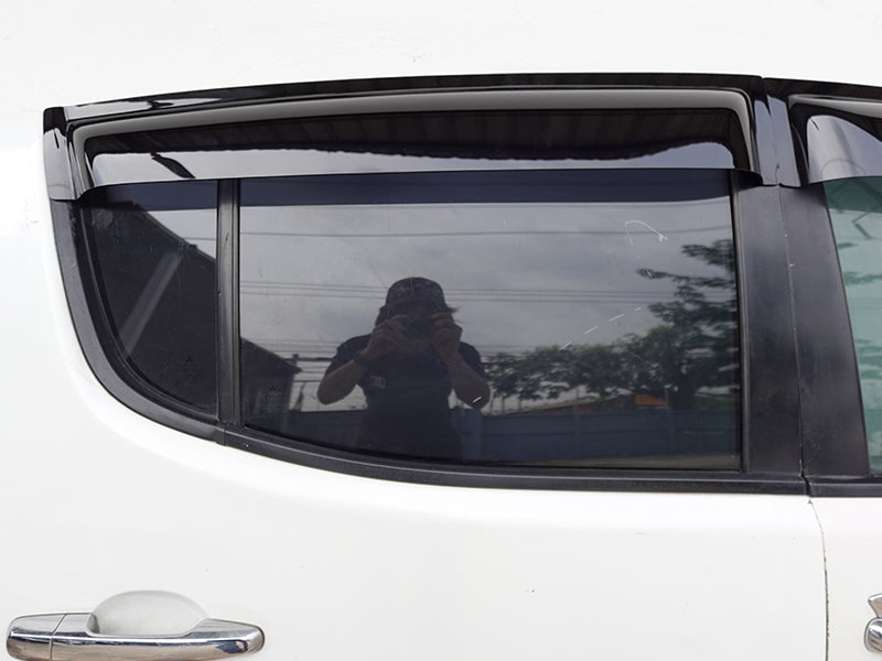 JDM Mitsubishi Triton 1st Gen (2005-2014) Strada Sportero Hunter Strakar Dark Smoke Wind deflectors Window Visor - RHD parts [KB9T-BIG-DS-4P]