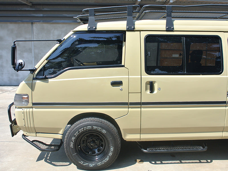 JDM Mitsubishi L300 / DELICA VAN / DELICA TRUCK Dark Smoke Wind deflectors Window Visor - RHD parts [L300-big-ds]