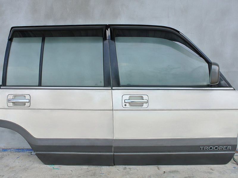 JDM ISUZU Trooper 2nd Gen (1991-2002) /Big Horn/Honda Horizon Dark Smoke Wind deflectors Window Visor - RHD parts [UBS-BIG-DS-4P]
