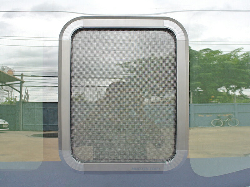 JDM NISSAN NV350 CARAVAN URVAN BUG MESH SCREEN 1 piece - RHD parts [NV350-Mesh-1P]