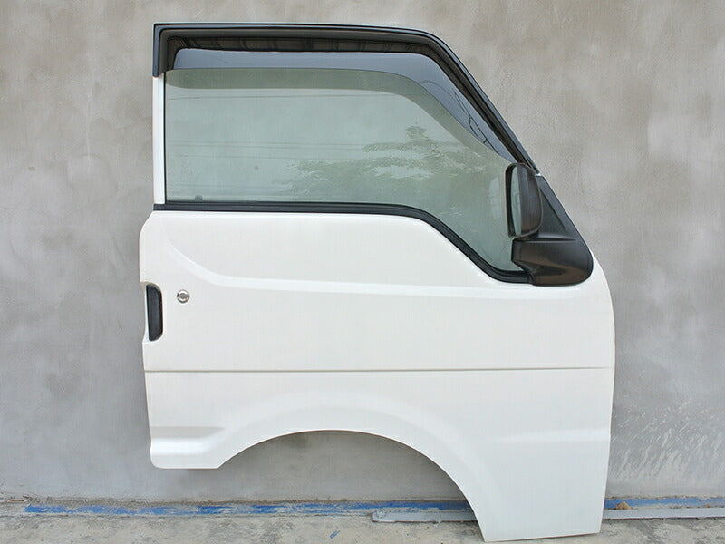 JDM MAZDA BONGO Brawny (* longer version of MAZDA BONGO) Japanese Truck  Wind deflectors Window Visor - RHD parts [ske6-big-ds]