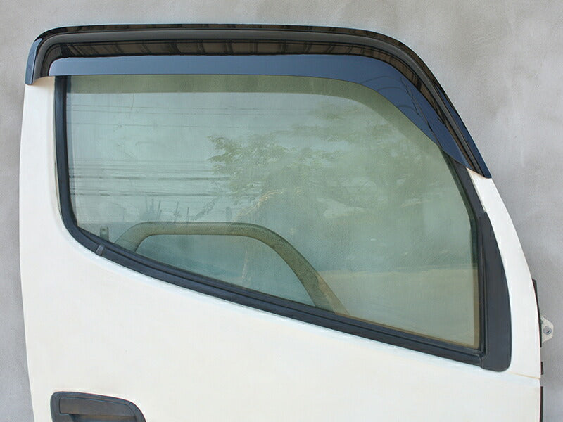 JDM TOYOTA CAMROAD TOYOACE DYNA Hino Dutro Y200 / U300 / U600 / C600 Japanese Truck Wind deflectors Window Visor - RHD parts [u300-big-ds]