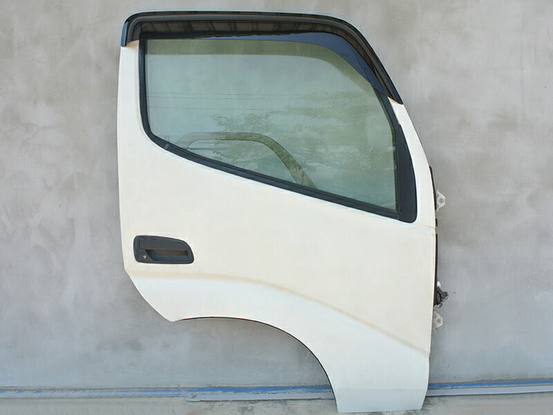 JDM TOYOTA CAMROAD TOYOACE DYNA Hino Dutro Y200 / U300 / U600 / C600 Japanese Truck Wind deflectors Window Visor - RHD parts [u300-big-ds]