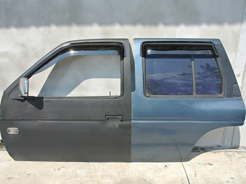 JDM Nissan Pathfinder (WD21 / GD21 / URGD21 / WHYD21) Terrano Terramax Dark Smoke Wind deflectors Window Visor - RHD parts [wd21-big-ds-4p]